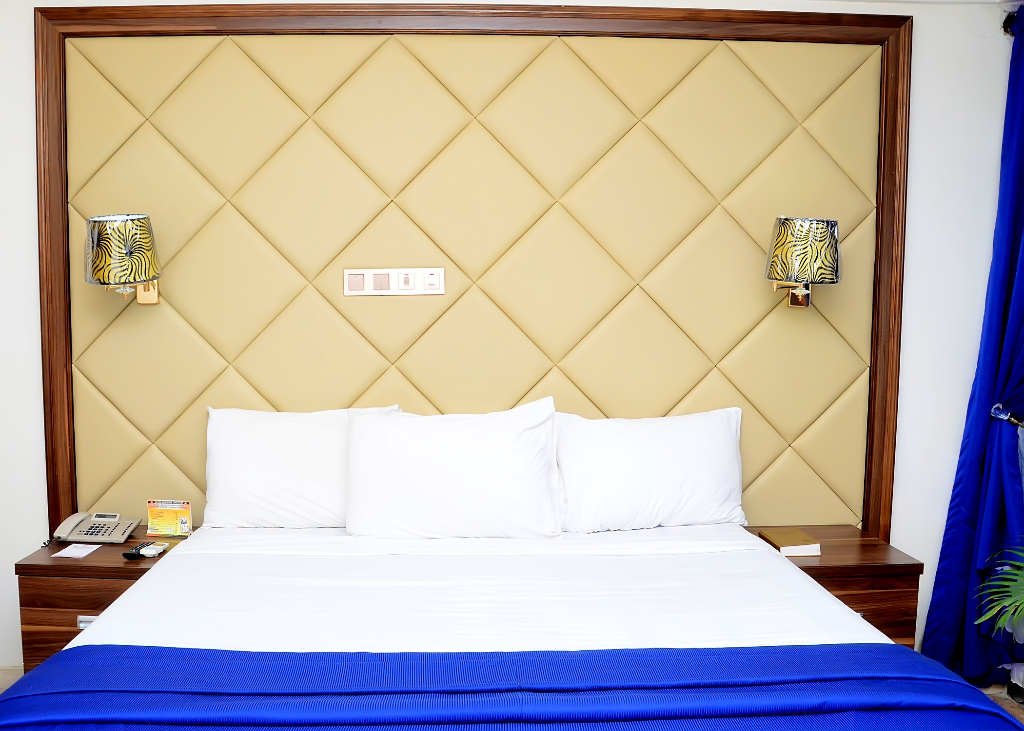 Valencia Hotels
